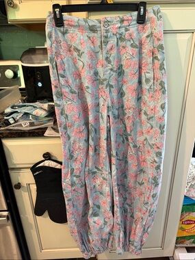 POL Light Blue Floral-Print Pants with Pink Accents